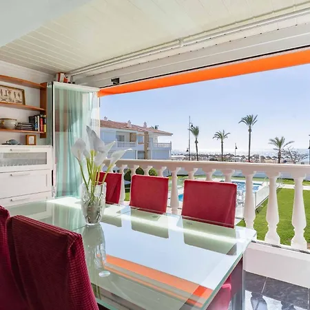 Apartamento Playamar Primera Linea De Playa Urb. La Farola