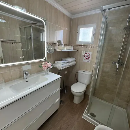 Apartamento Playamar Primera Linea De Playa Urb. La Farola Torremolinos