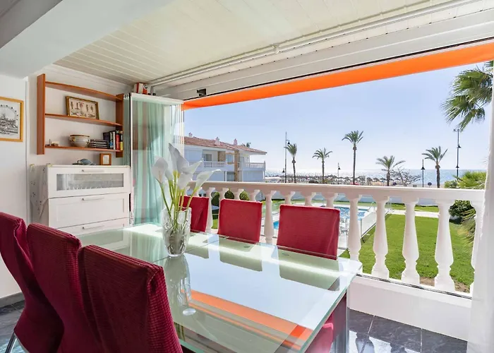 Apartamento Playamar Primera Linea De Playa Urb. La Farola